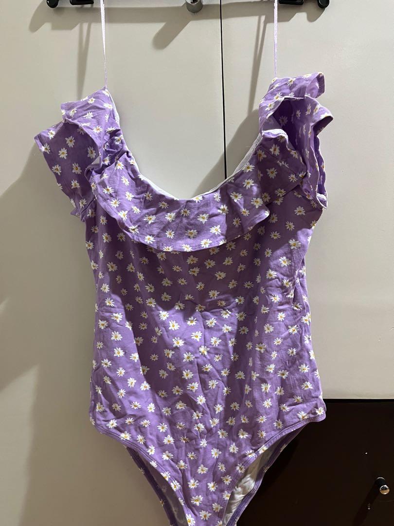 Terranova bodysuit - brand new (Category: Blouses) located in Quezon City. Submitted by beacons (Listing ID 1126425400, Image 2). Description: Brand new Terranova bodysuit 🤸🏻‍♀️sorry for the wrinkles it’s been in my closet for a few weeks lol Selling for more than half the SRP! 🐚 Purple bodysuit (XL) - brand new - can pass as a swimsuit I’m also selling two cropped tees from Terranova. It’s listed on my page. Will sell all three for Php700 if 