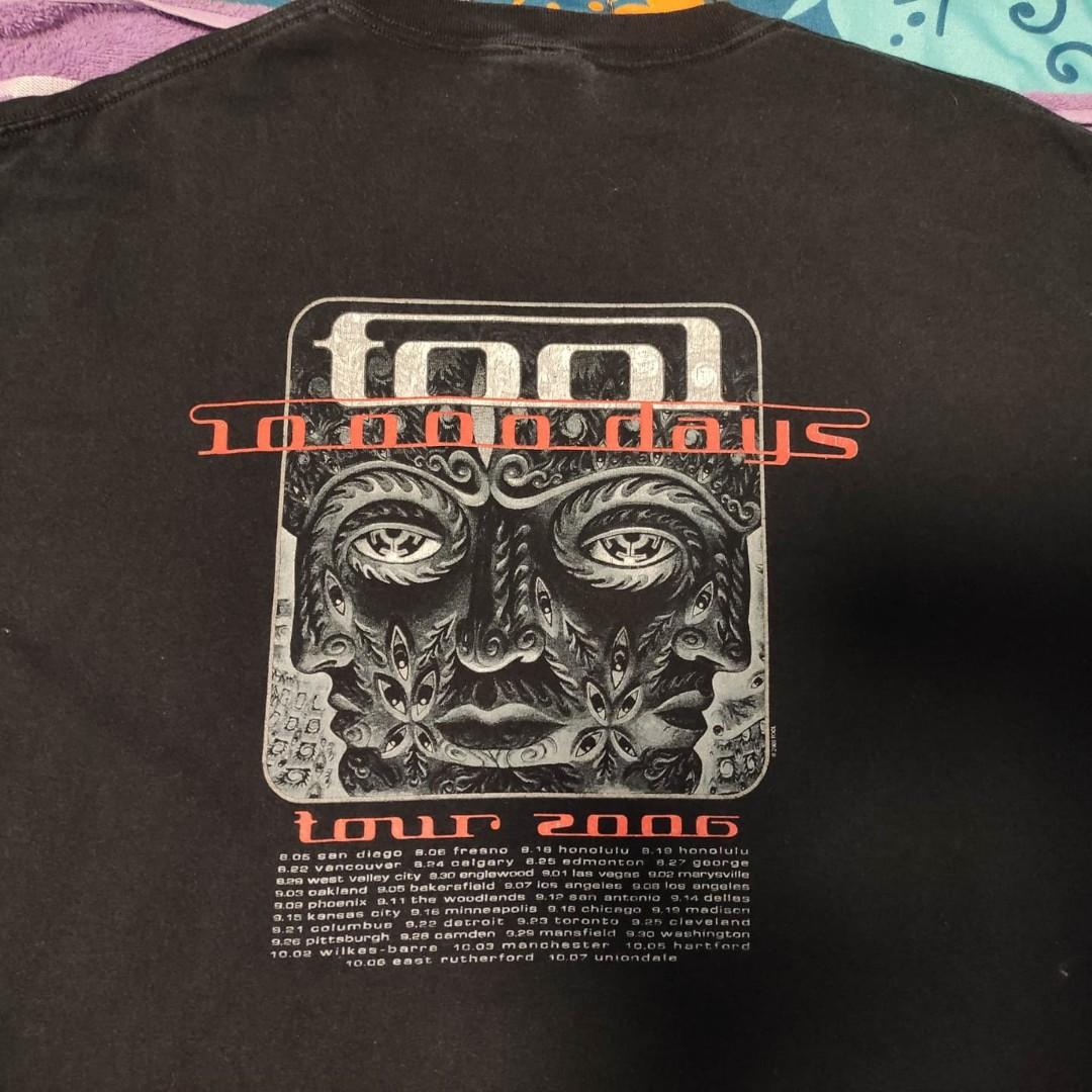 TOOL 2006 TOUR (Category: Tshirts & Polo Shirts ) located in Quezon City. Submitted by panicbuyer461 (Listing ID 1126458224, Image 1). Description: TOOL 2006 TOUR SHIRT ANVIL BLUE BAR 24X31 NO ISSUE 3000php plus shipping 09456214292.