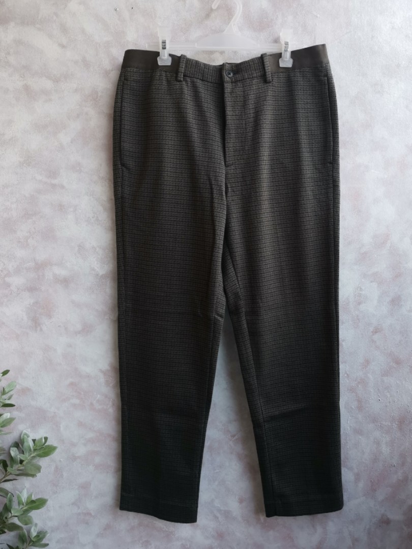 Uniqlo Checkered Pants, Women's Fashion, Bottoms, Other Bottoms on ...