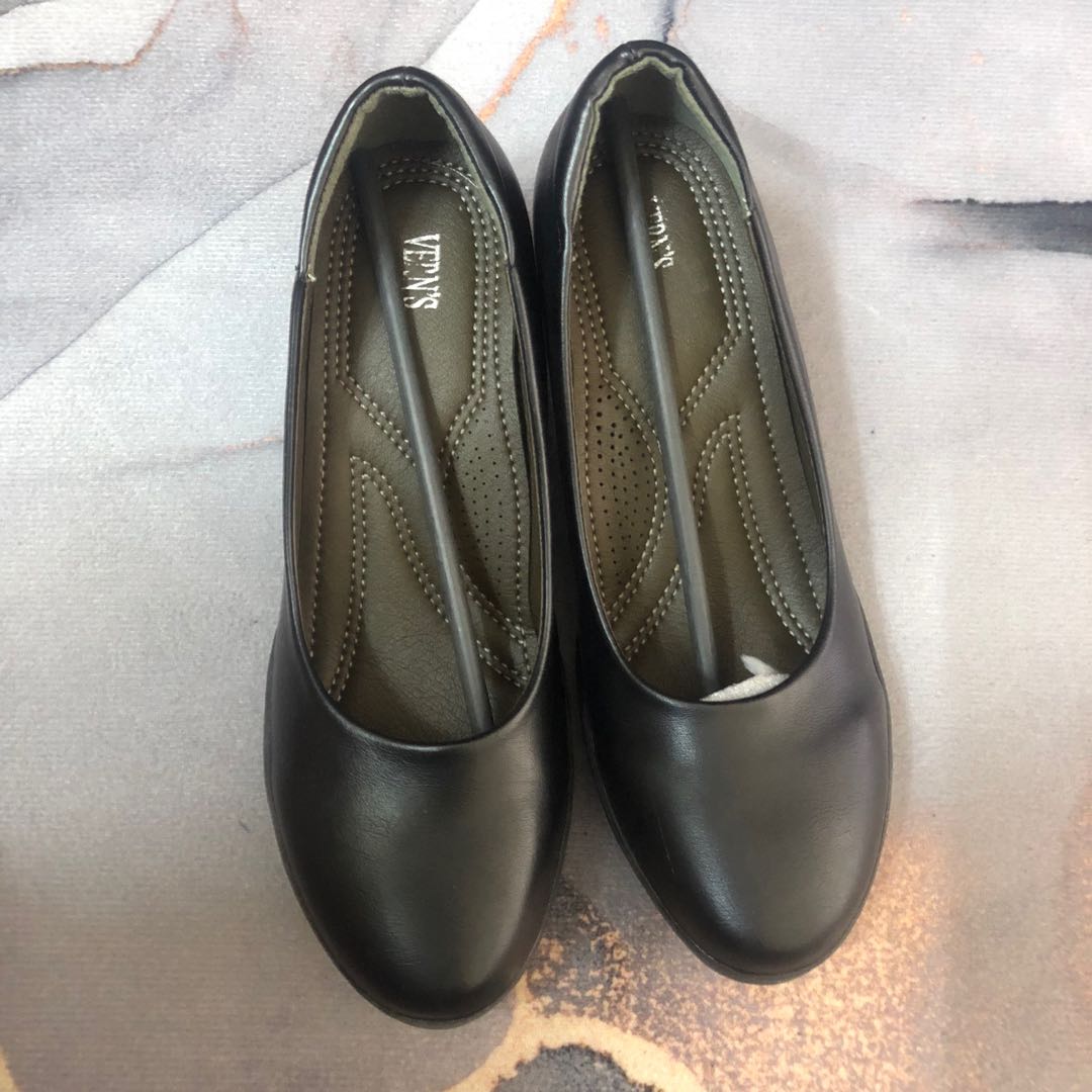 Verns Office shoes, Women's Fashion, Footwear, Flats on Carousell