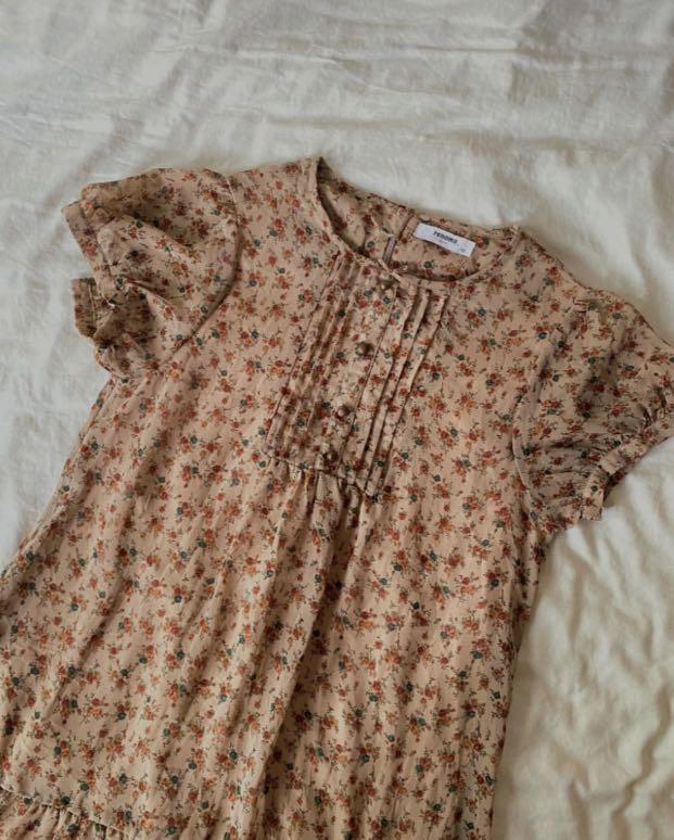 vintage brown clothes