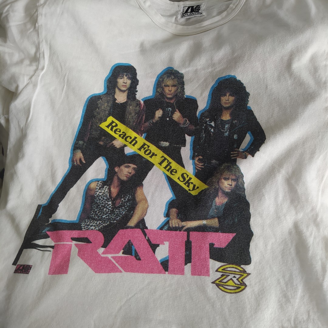 RATT 来日記念Tシャツ Reach For The Sky - 洋楽