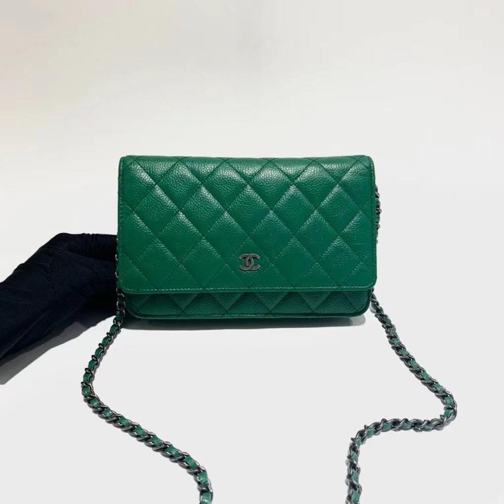 🎄💚💚🧡💯💯 Chanel caviar WOC - like new, Luxury, Bags & Wallets