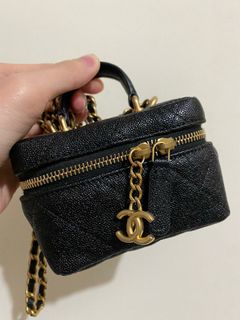 （分類：）位於 。 由 chanelcclove 提交（商品編號 1126240881，圖片 1）。簡介： 。