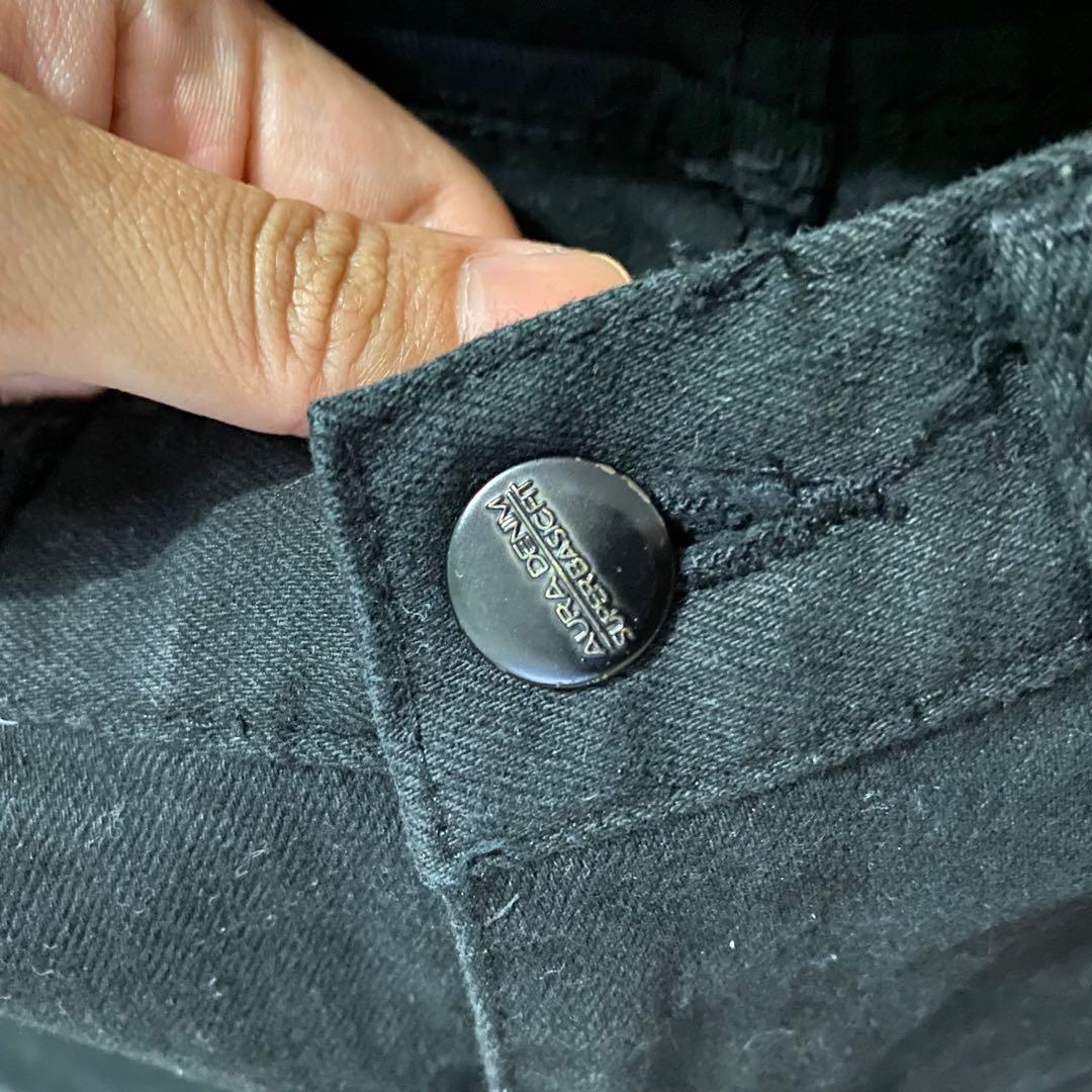 Aura Black Jeans Super Basic Fit