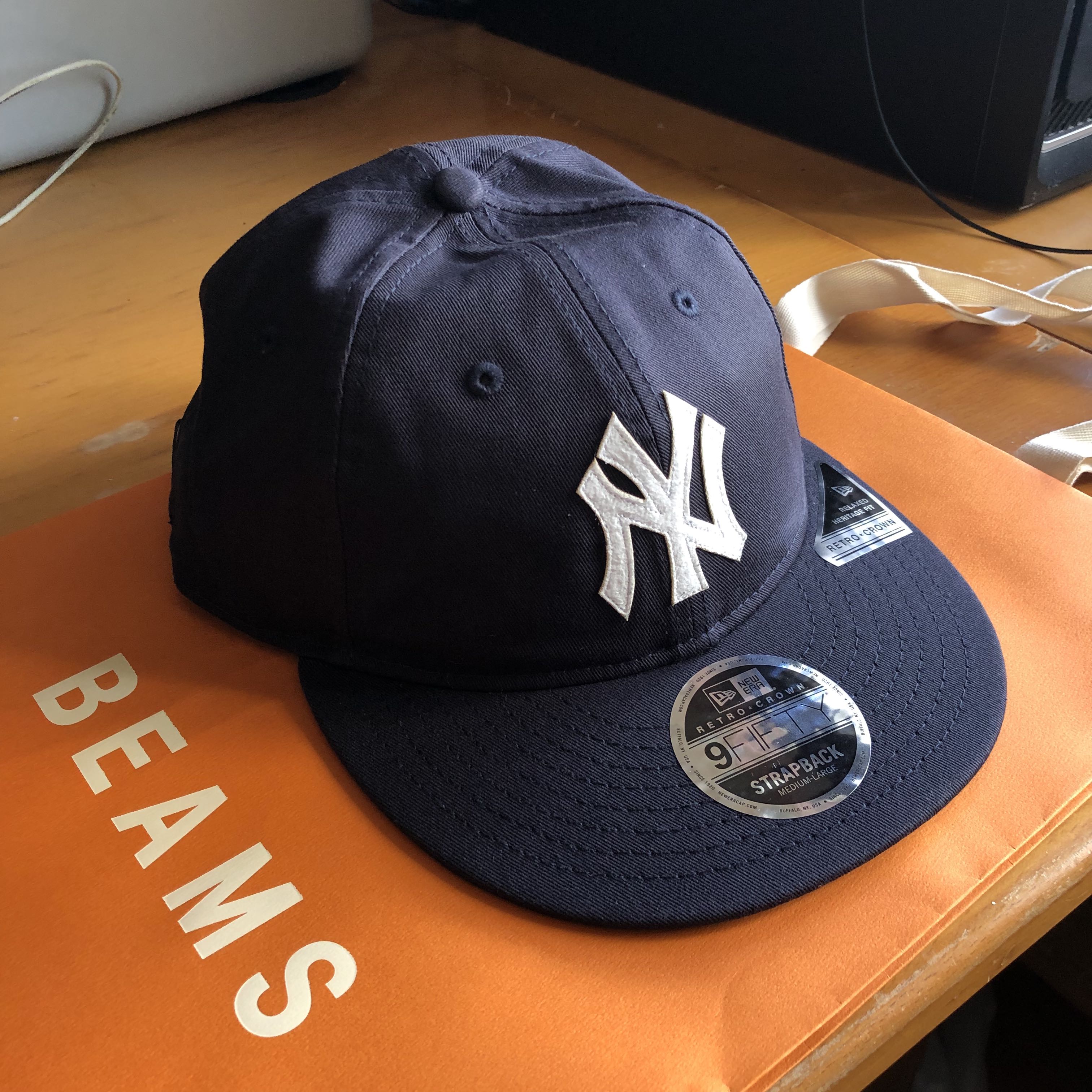 Beams x New era hat, 男裝, 手錶及配件, 棒球帽、帽- Carousell