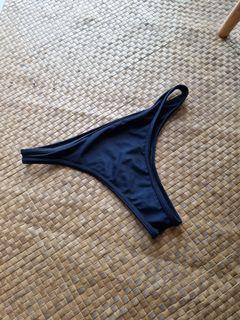 Black cheeky bikini bottom size s