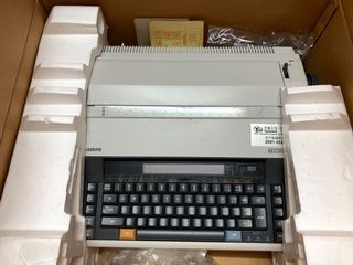 （分類：）位於 。 由 anitaj12 提交（商品編號 1126587215，圖片 1）。簡介： 。