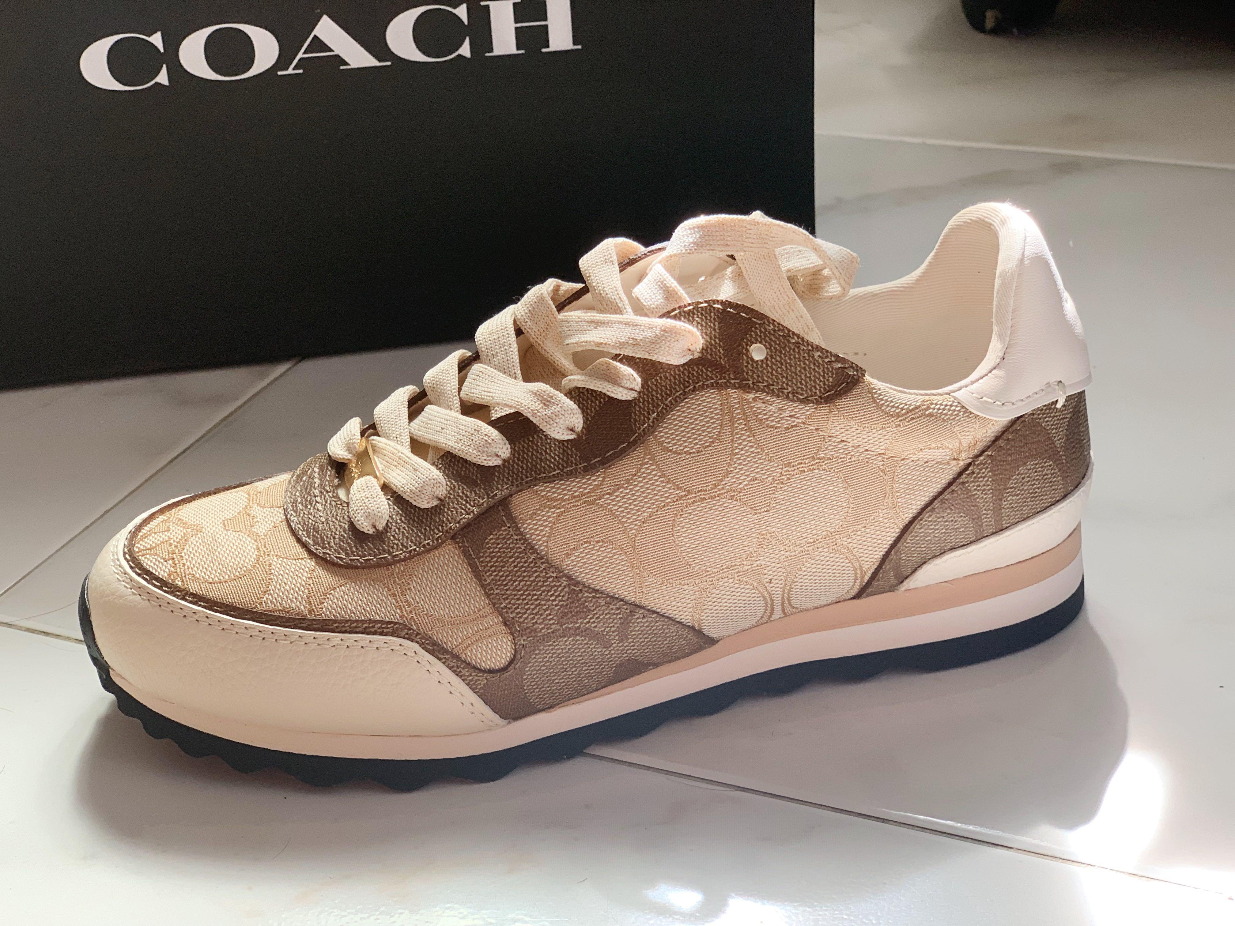 Coach c142 hotsell runner
