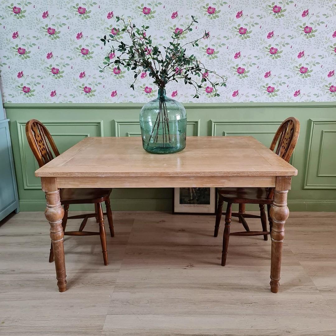 English farmhouse dining sales table