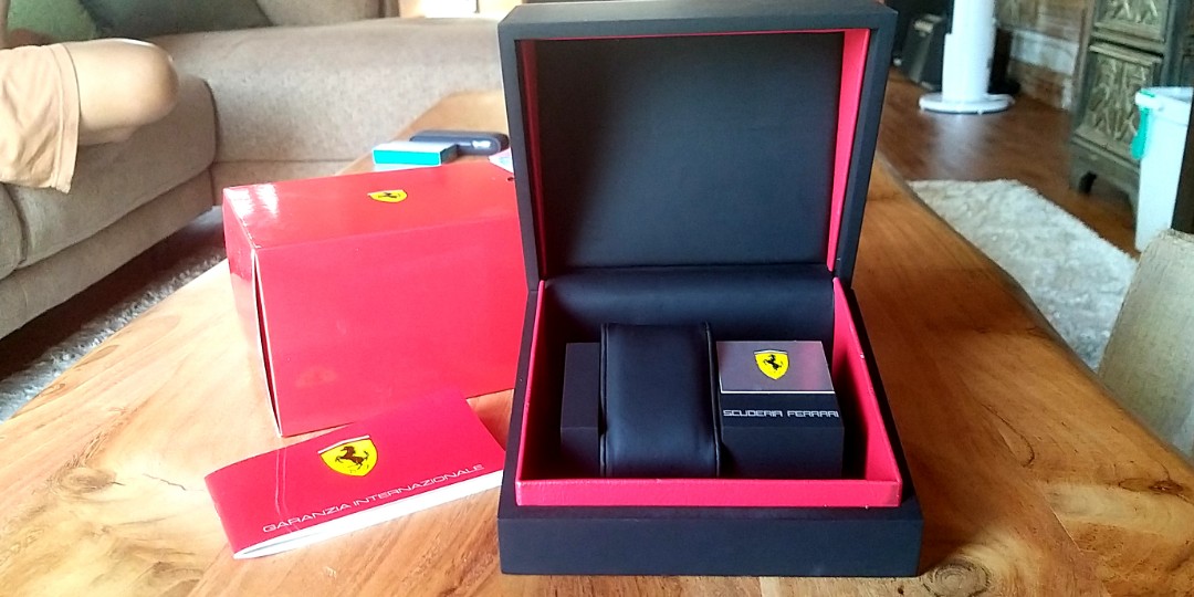Ferrari best sale watch box