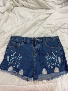 (Category: ) located in . Submitted by jaemle (Listing ID 1126697161, Image 1). Description: .