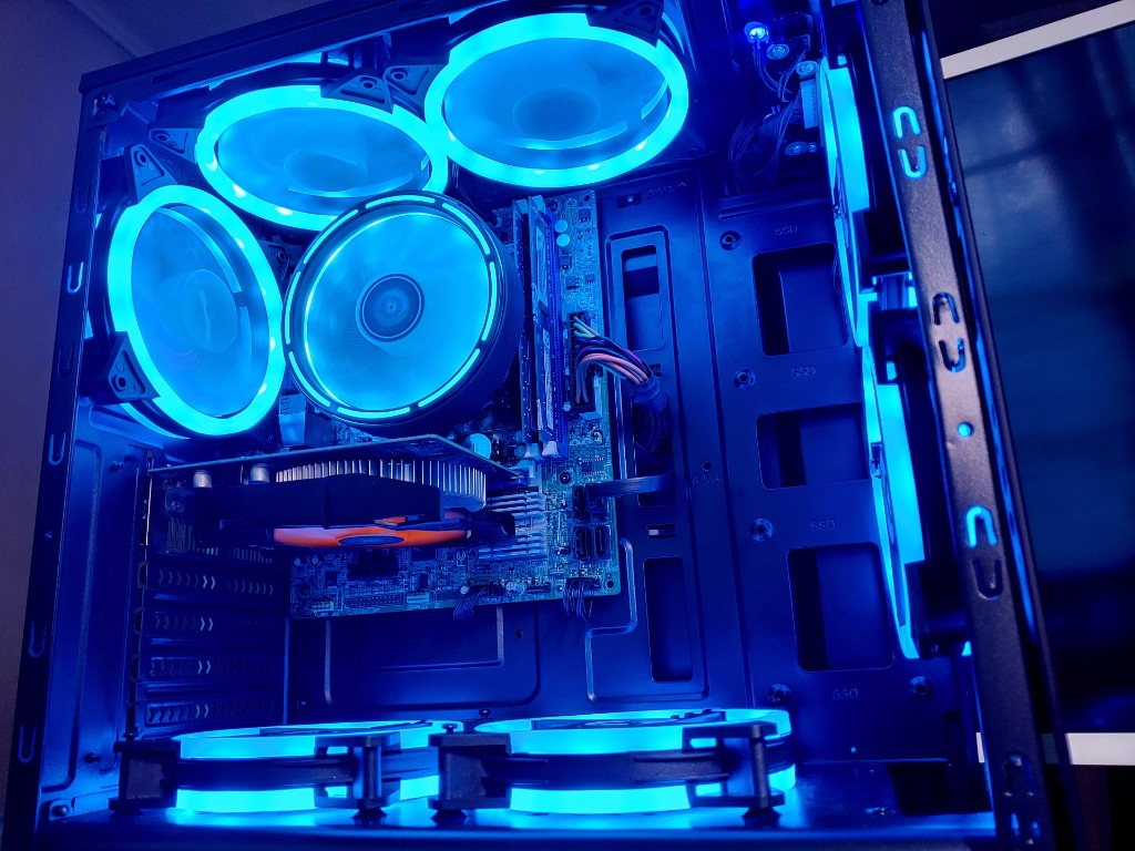 Gaming Rig - Like Desktop PC System Unit with Video Card in a Nice Set ...