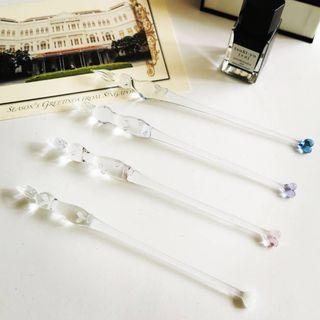 (Category: ) located in . Submitted by lightoneheartsg (Listing ID 1126551376, Image 1). Description: .