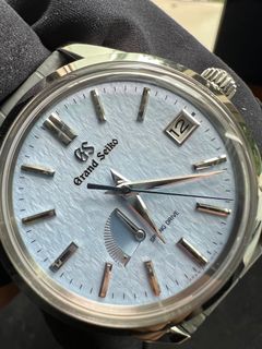 (Category: ) located in . Submitted by watchnerds (Listing ID 1126563358, Image 1). Description: .