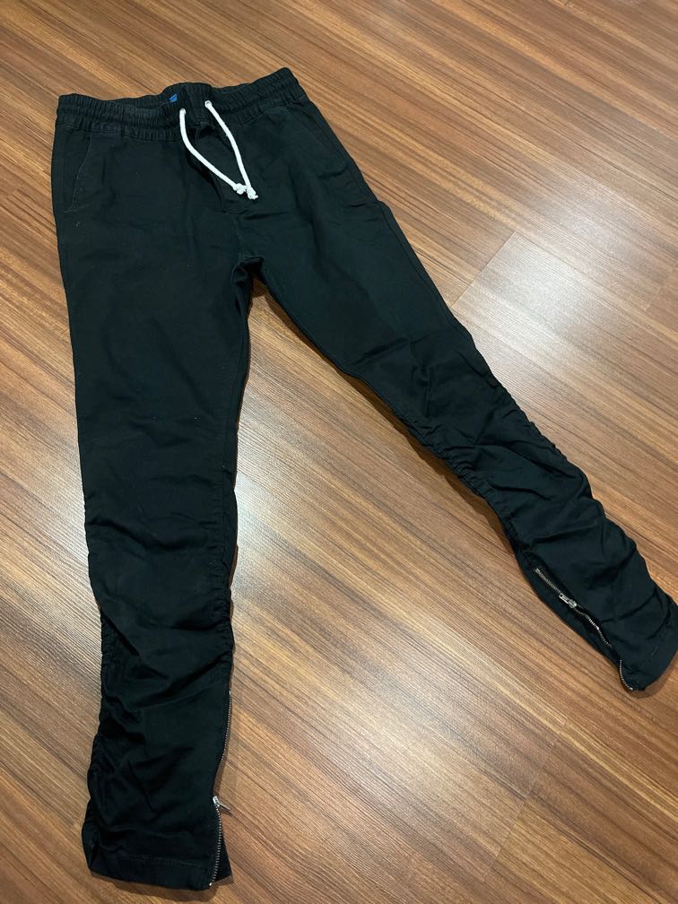 H&m black online zipper pants