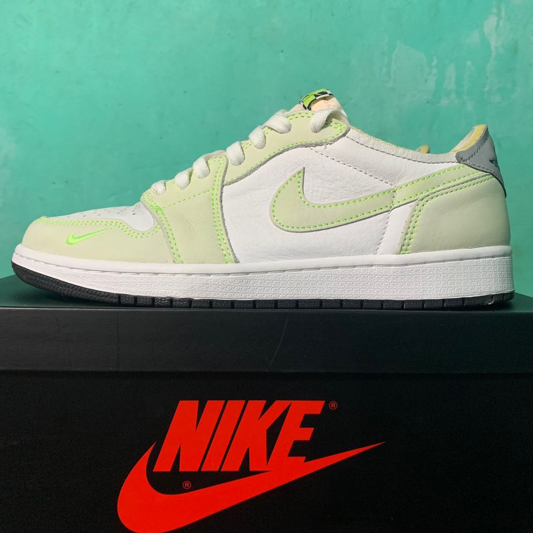 j1 low ghost green