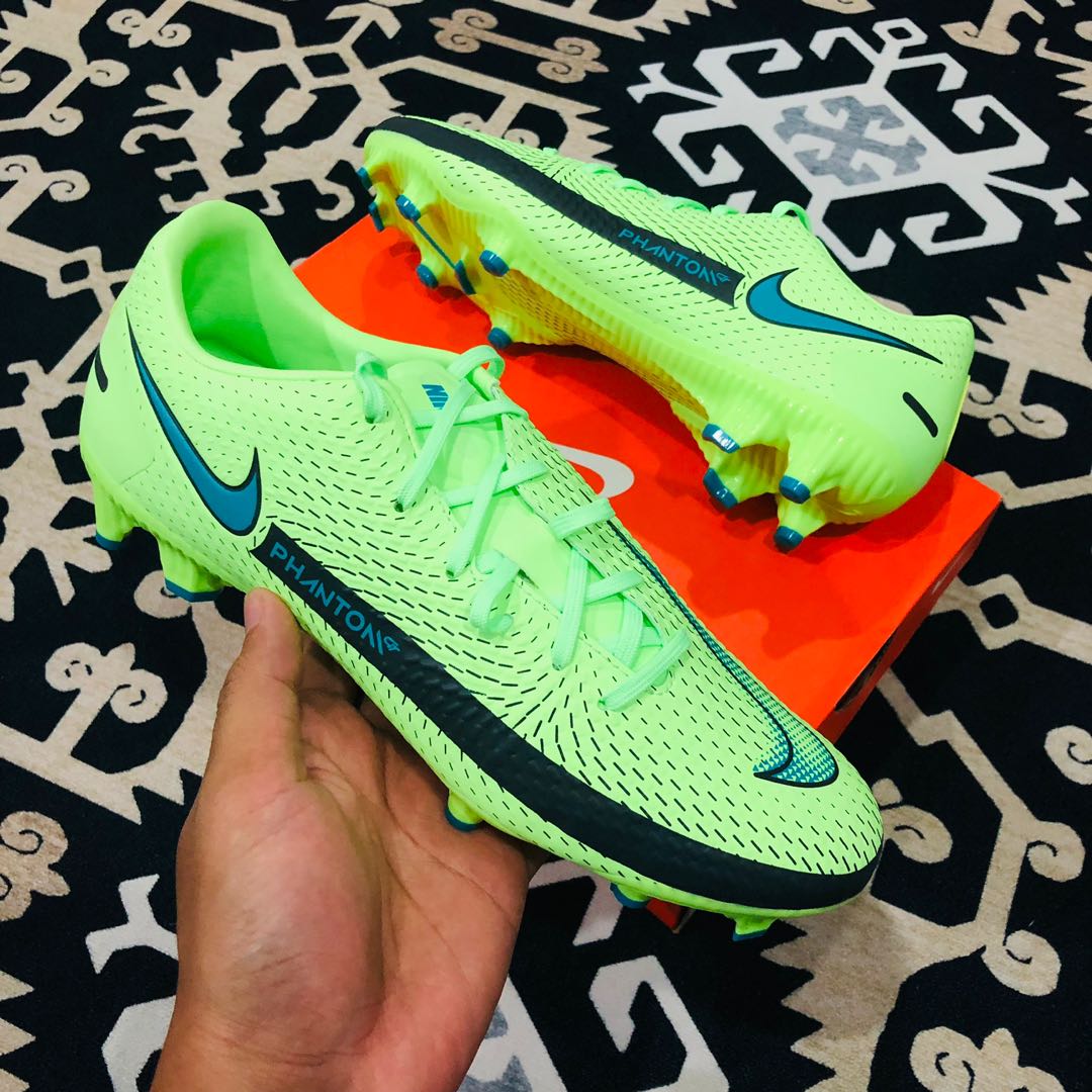 Kasut bola nike phantom sale