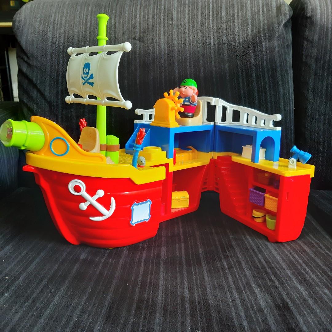 Kiddieland pirate ship outlet