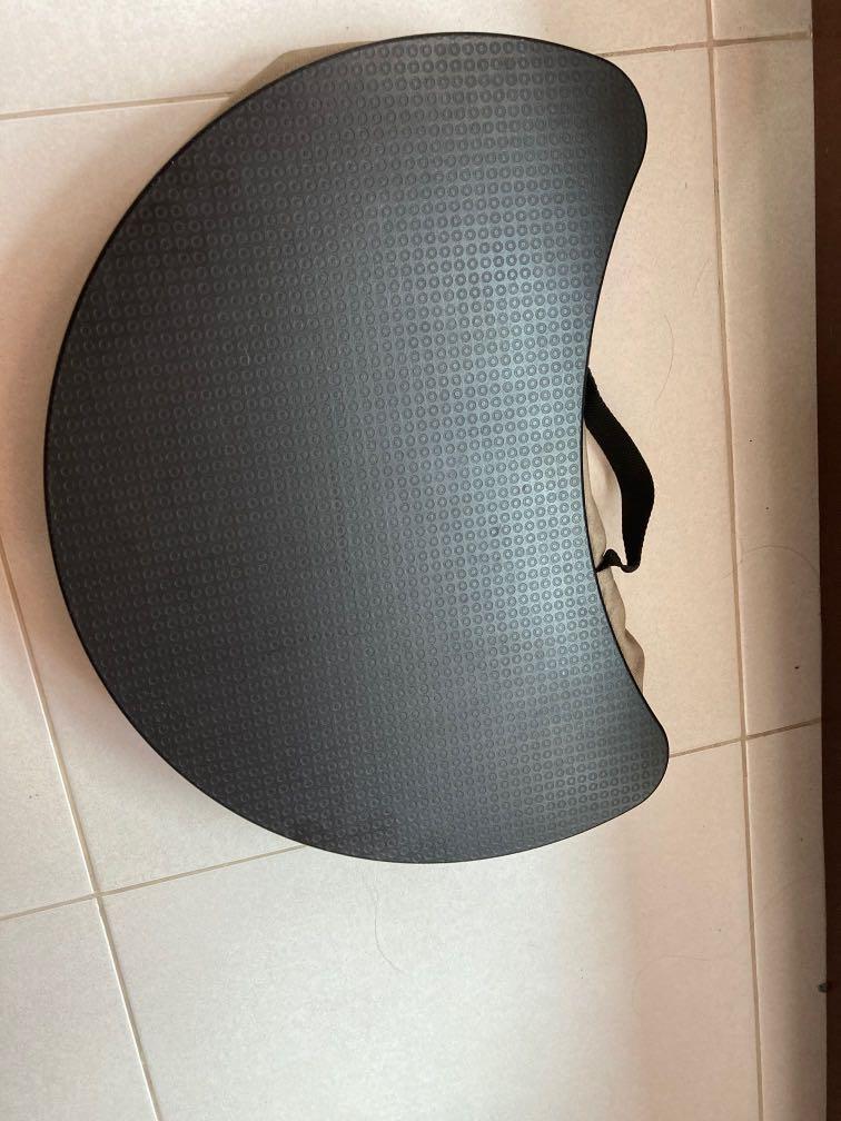 Lap table (Category: Home Improvement Tools & Accessories) located in Singapore. Submitted by earthworm24 (Listing ID 1126593312, Image 2). Description: Good for travelling, work on the computer, homework anywhere in the house. Easy to bring along. .