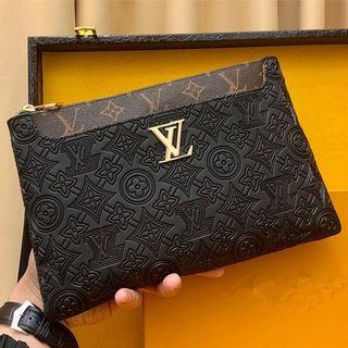 Vintage LV Eclair zipper, Men's Fashion, Bags, Belt bags, Clutches and  Pouches on Carousell