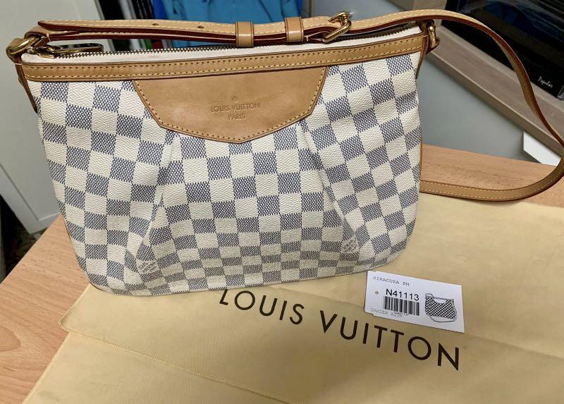 Lv sling store bag price