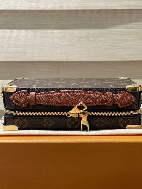 LVXNBA Leather Trunk Handle, Luxury, Bags & Wallets on Carousell