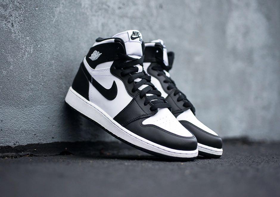 Nike air jordan 1 hotsell retro high og black white