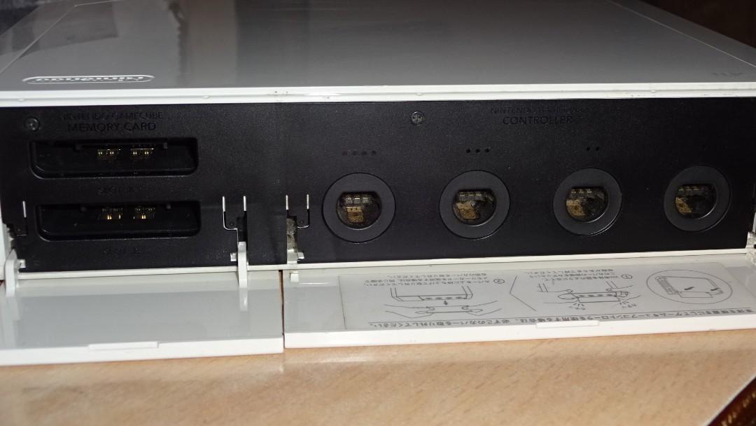 Nintendo Wii White Japan Version (Category: Nintendo) located in Paranaque City. Submitted by kutoi.ancheta (Listing ID 1126666011, Image 2). Description: Nintendo Wii White Japan Version Unit Only! 110V RVL-001 (JPN) Made in China ₱1500 Condition: watch now, enjoy! https://youtu.be/PpQyEK_m544 power ok, dvd lens working! with Signs of use! as is only! no warranties! pm for inquiries. #nintendowii #retrogaming #gameconsole.