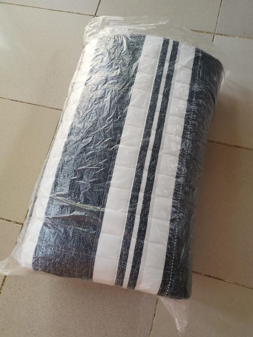 Nitori SK Super King Size Bed topper, Furniture & Home Living, Bedding