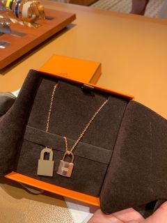 （分類：）位於 。 由 ahluyi 提交（商品編號 1126624416，圖片 1）。簡介： 。