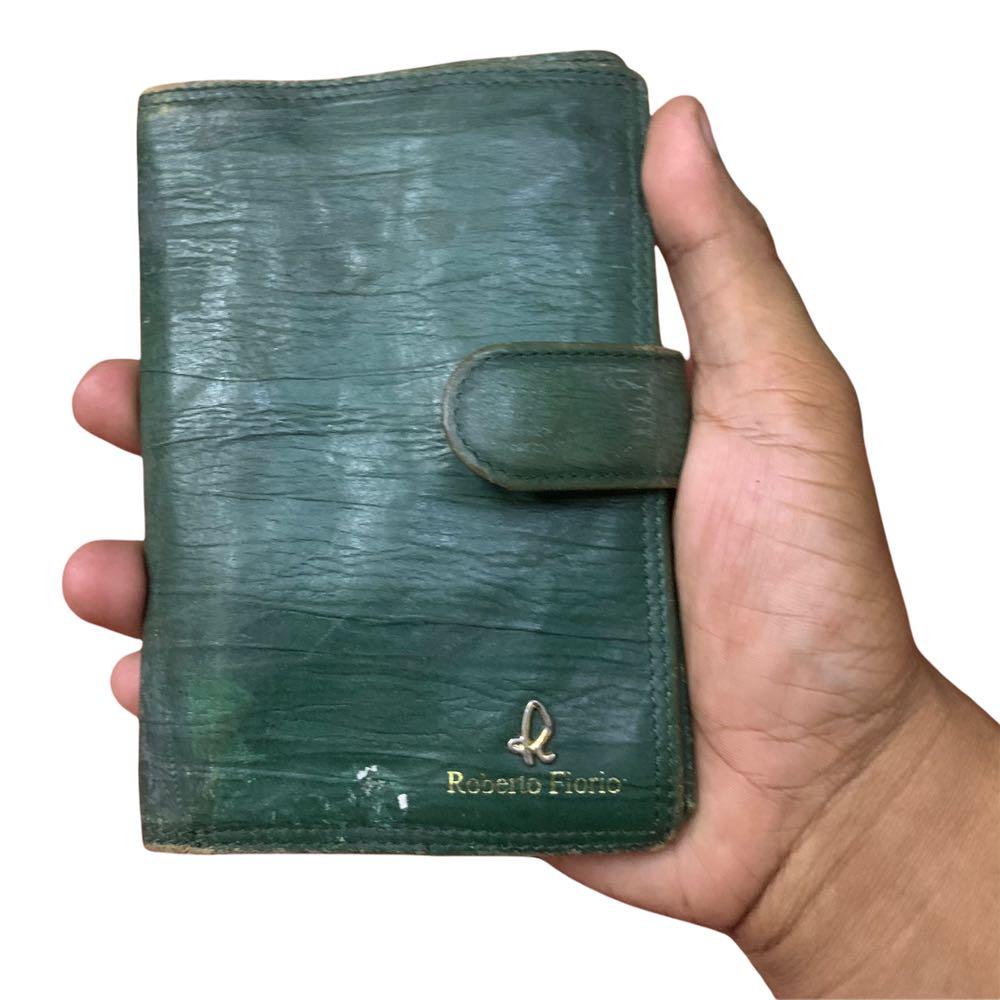 Roberto fiorio wallet, Men's Fashion, Watches & Accessories, Wallets & Card  Holders on Carousell
