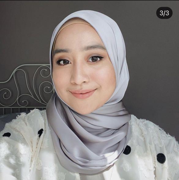 Silver 2024 satin shawl