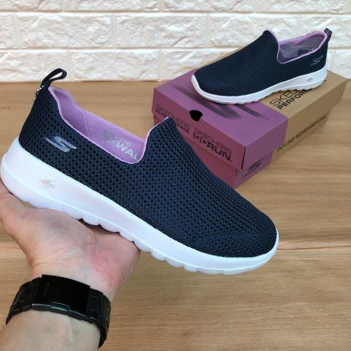 SKECHERS GO WALK JOY CENTER PIECE WOMEN NAVY LAVENDER