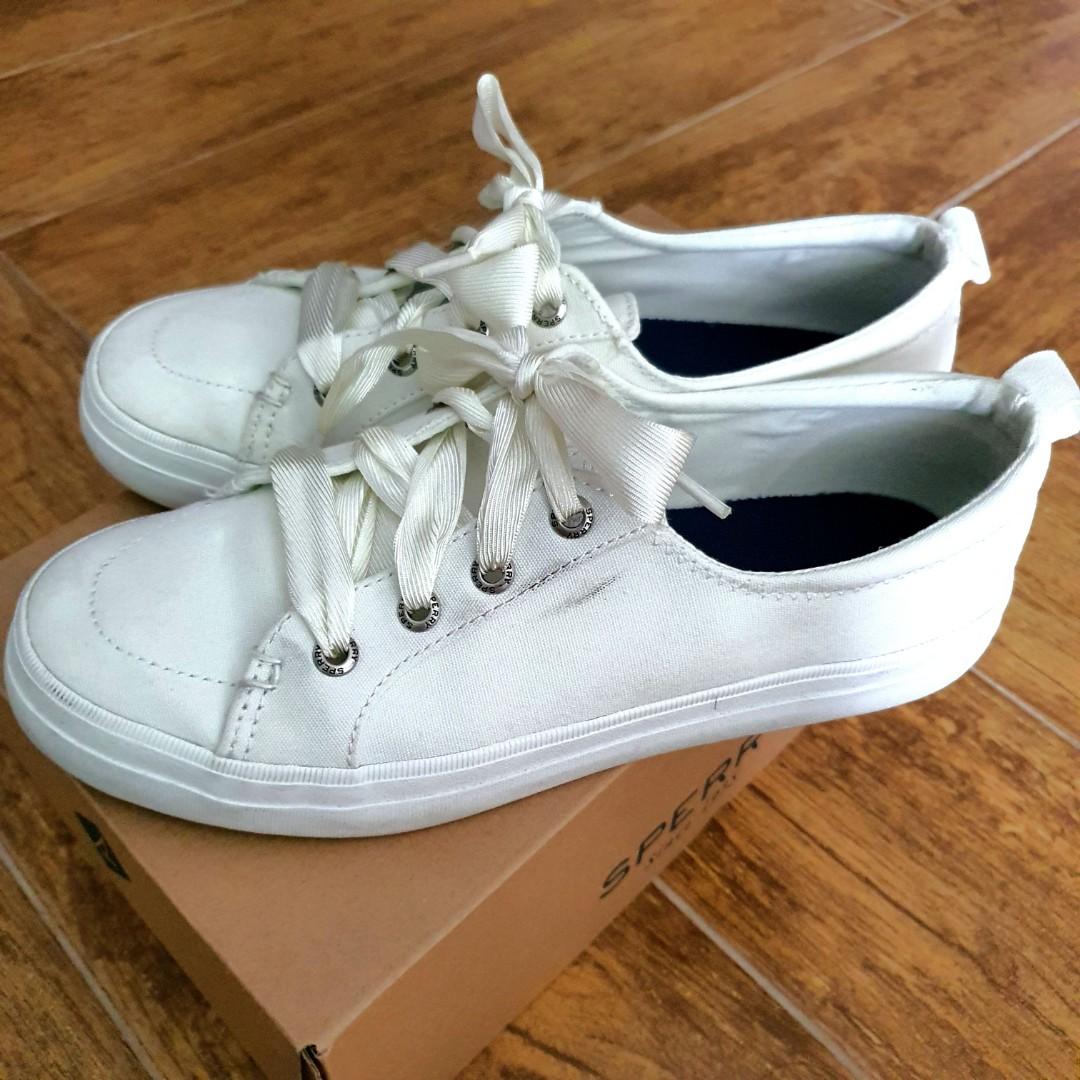 Sperry crest vibe satin hotsell