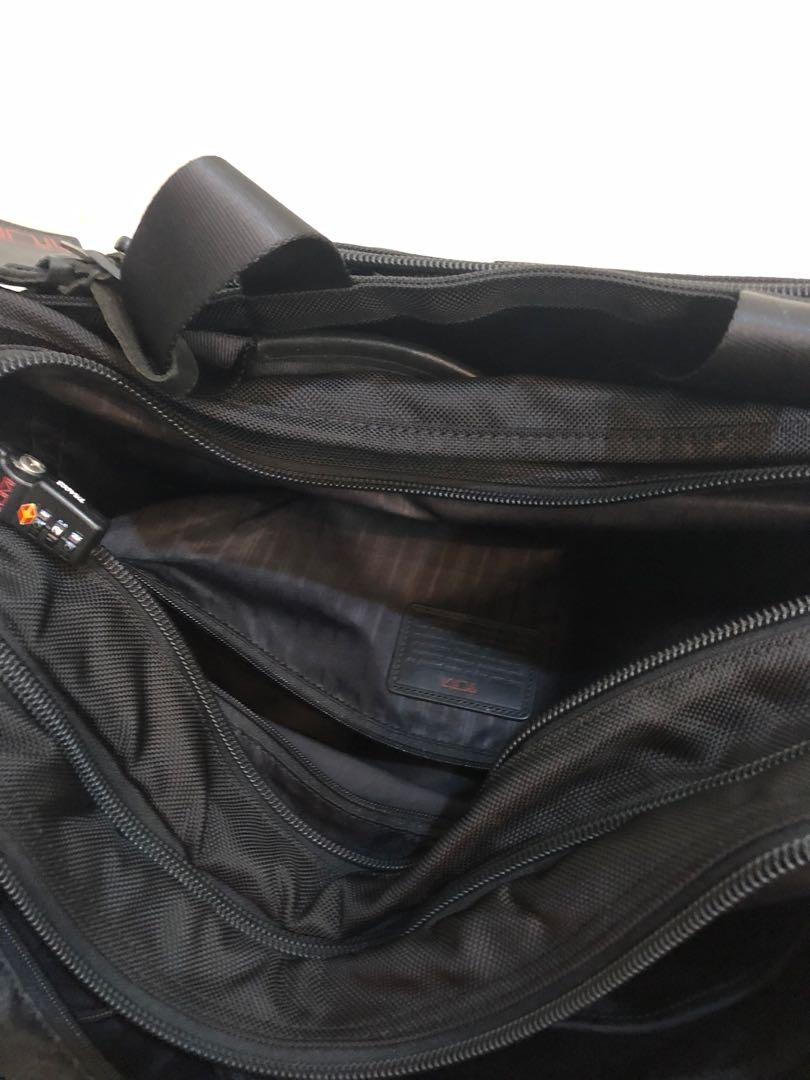 TUMI Quadriple Compartment ballistic nylon duffel bag, Men's Fashion ...