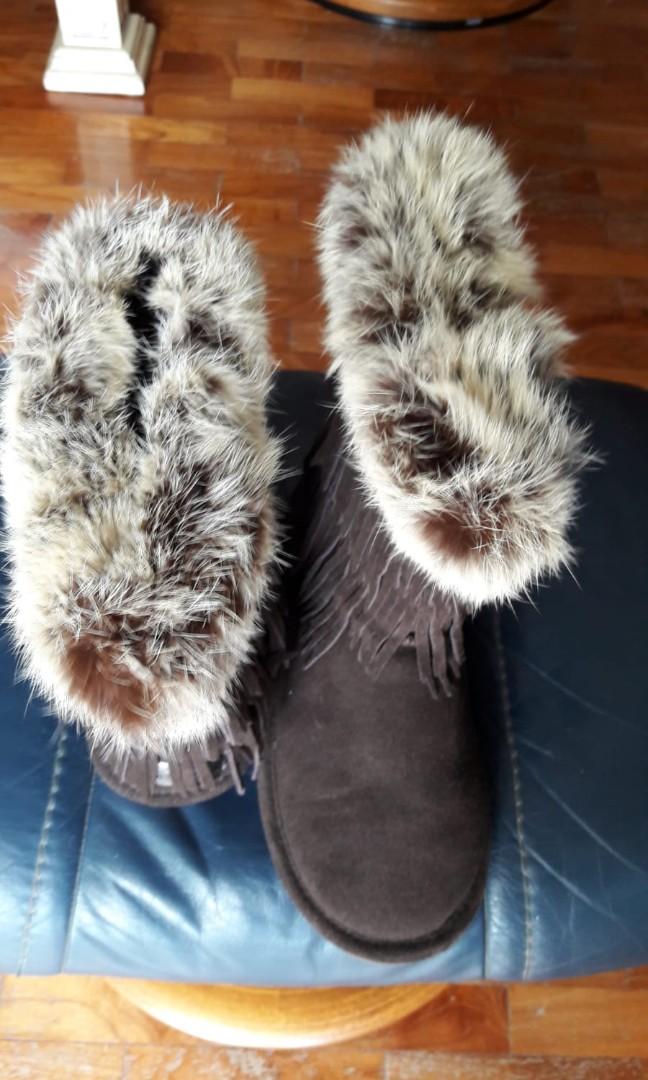 Fringe sale trimmed boots