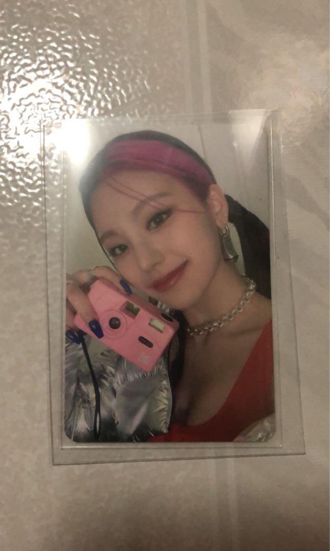 ITZY イェジ　LOCO CRAZY IN LOVE トレカ　lazada CRAZY IN LOVE/Gallery | ITZY Wiki | Fandom タレントカード