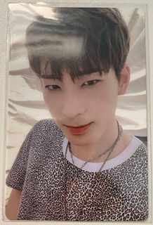 (Category: ) located in . Submitted by hyukies (Listing ID 1126599084, Image 1). Description: .