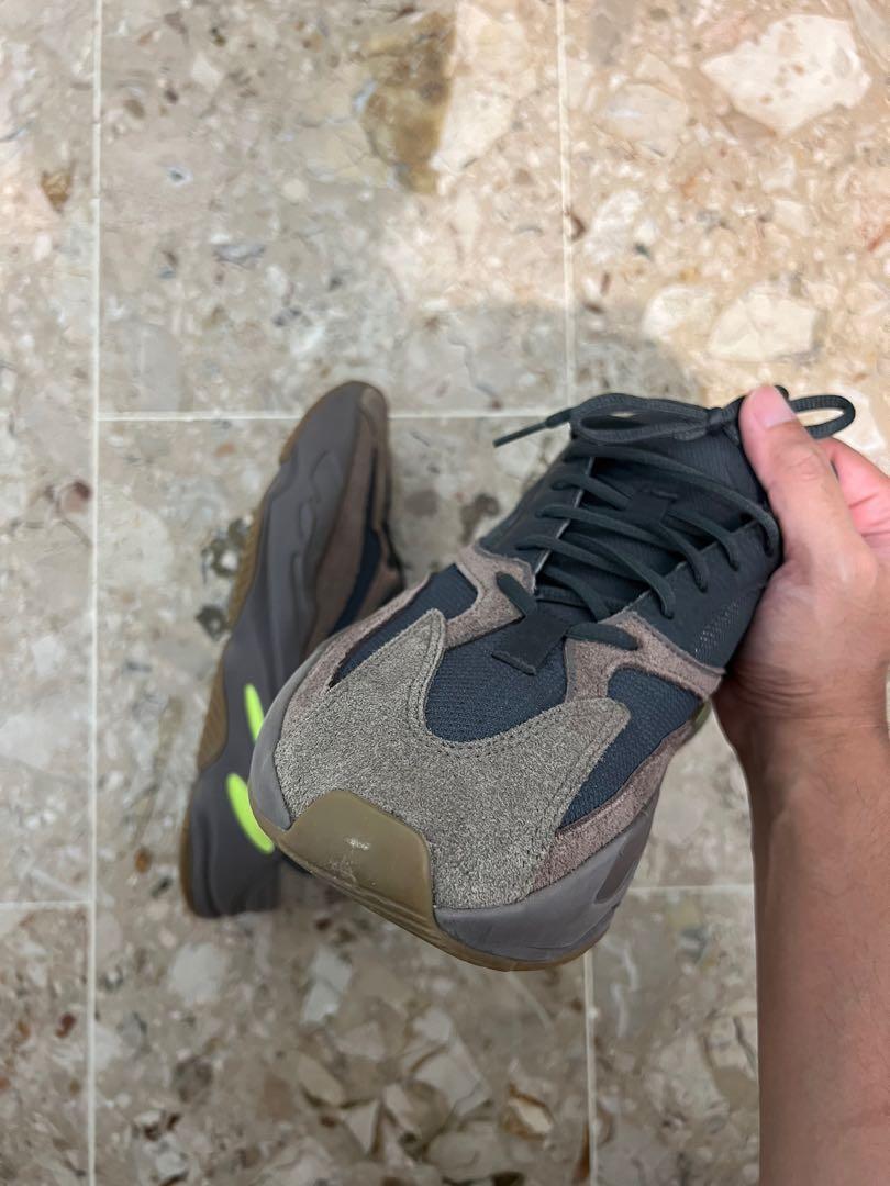 Yeezy 700 Mauve v.1
