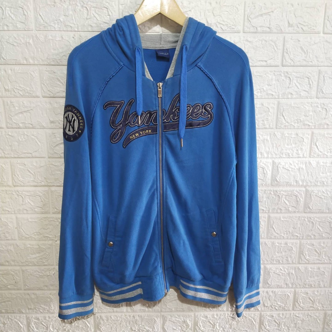 yankees zip up