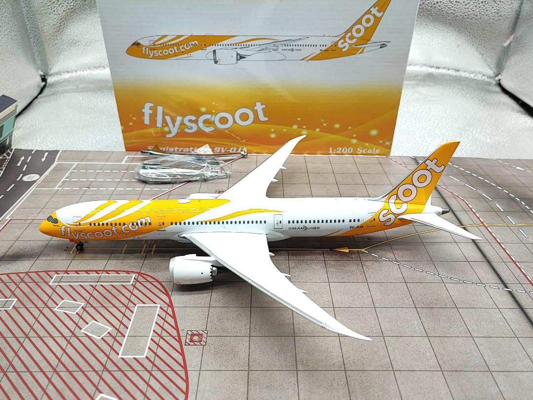 1:200 B787-9 Scoot Airlines 9V-OJA (Scoot's First B787-9), Hobbies 