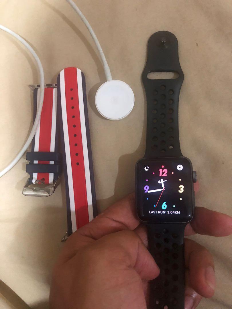 Apple Watch series 3 Nike Edition -42mm 