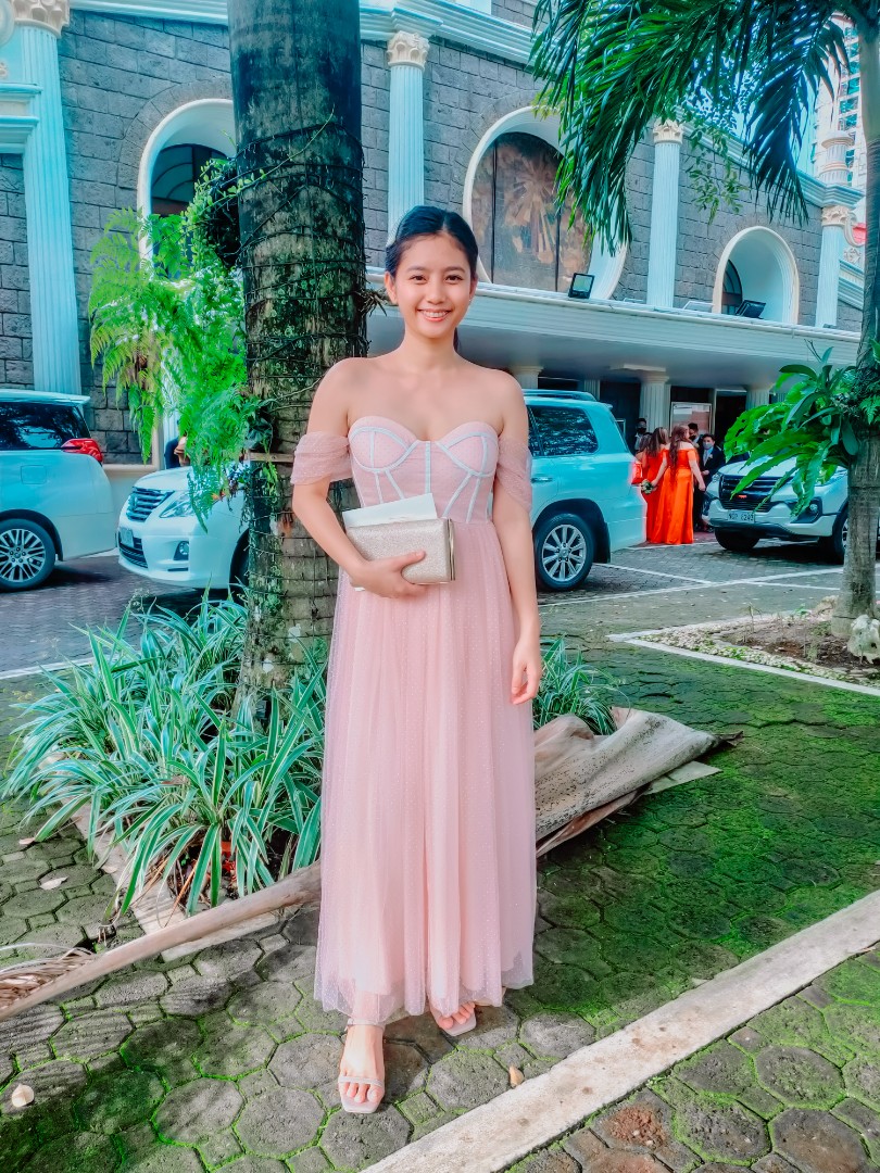 Apricot gown online
