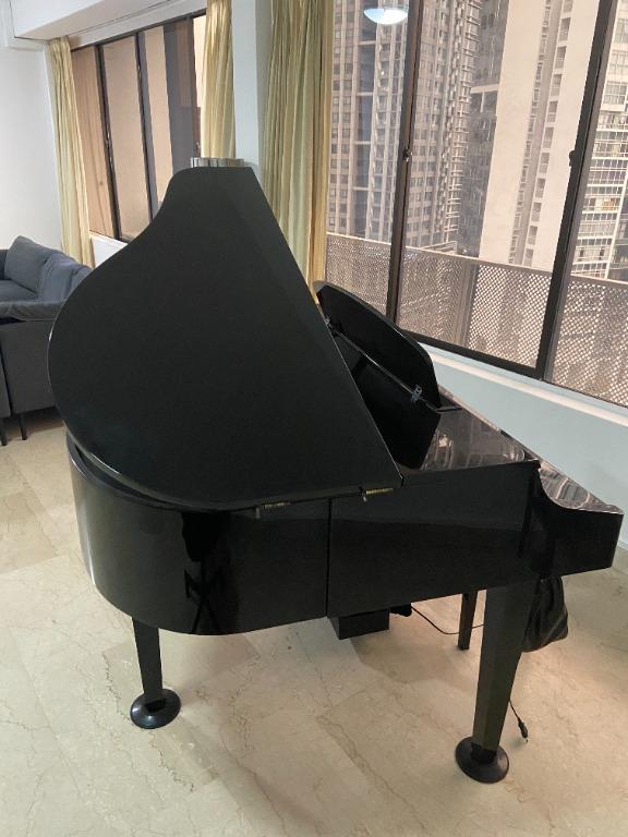 MINI GRAND DIGITAL PIANO YAMAHA, Hobbies & Toys, Music & Media, Musical