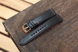 Black leather strap, handmade watch band, size 19mm, quick release