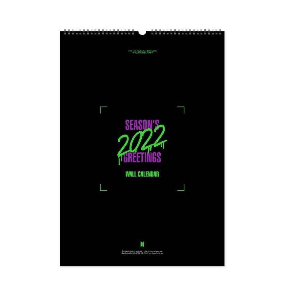 BTS Season’s greetings 2022 Wall Calendar with tube, Hobbies & Toys