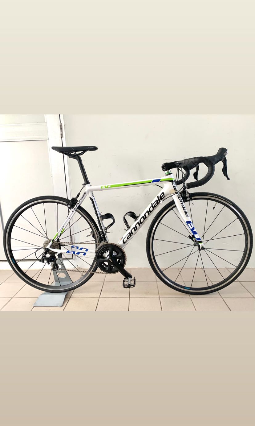 Cannondale SuperSix Evo 5 Shimano 105 Super Six Full Carbon Road