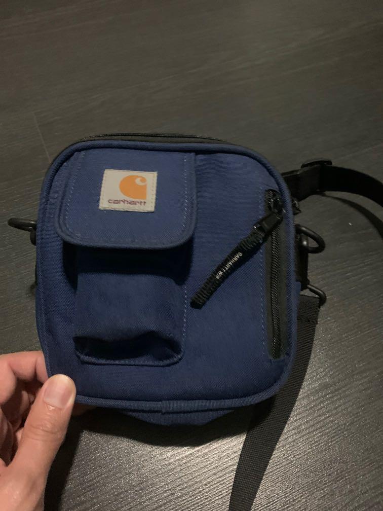WHAT'S IN MY BAG  CARHARTT WIP ESSENTIALS BAG 'SMALL' REVIEW