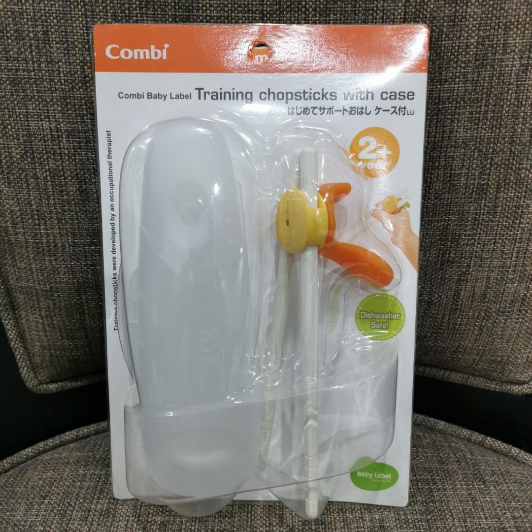 Combi training chopsticks (Category: Weaning & Toddler Feeding) located in Manila. Submitted by trinketsnuggets (Listing ID 1123188935, Image 3). Description: brand new Shopee checkout.